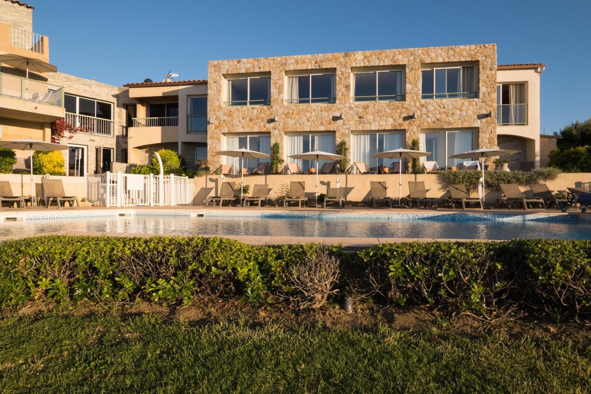 Hotel Funtana Marina LʼÎle-Rousse المظهر الخارجي الصورة