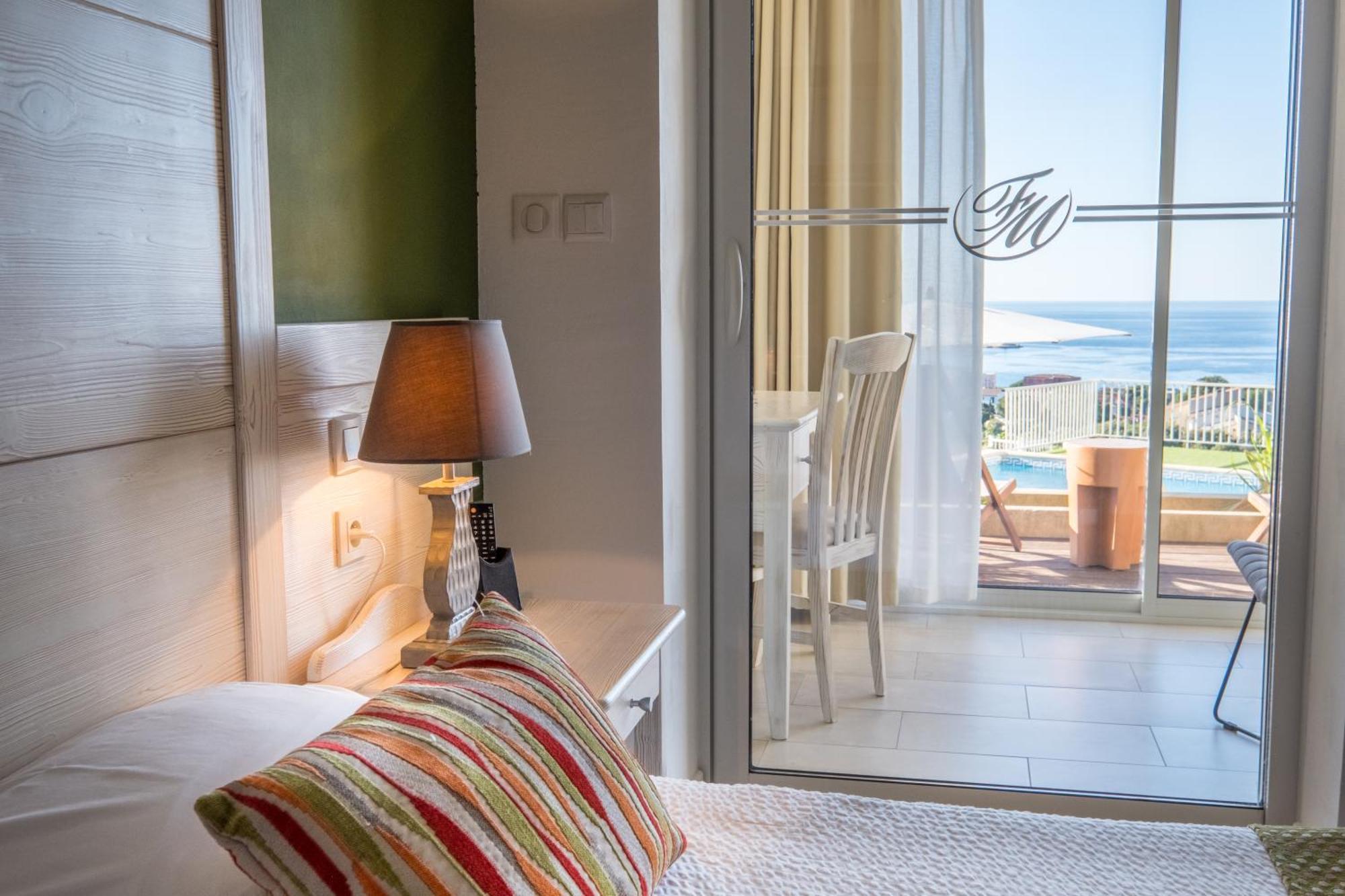 Hotel Funtana Marina LʼÎle-Rousse المظهر الخارجي الصورة