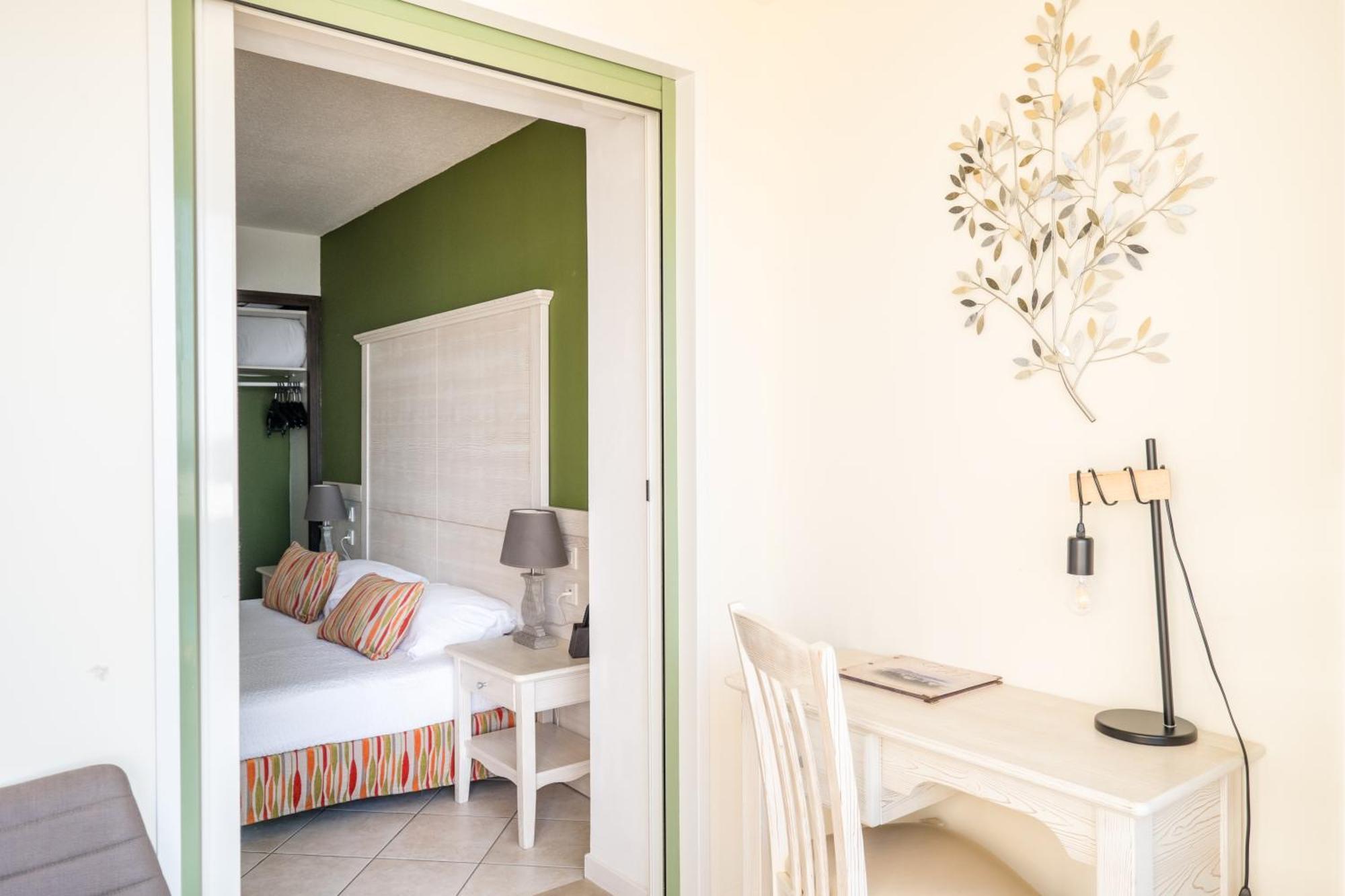 Hotel Funtana Marina LʼÎle-Rousse المظهر الخارجي الصورة